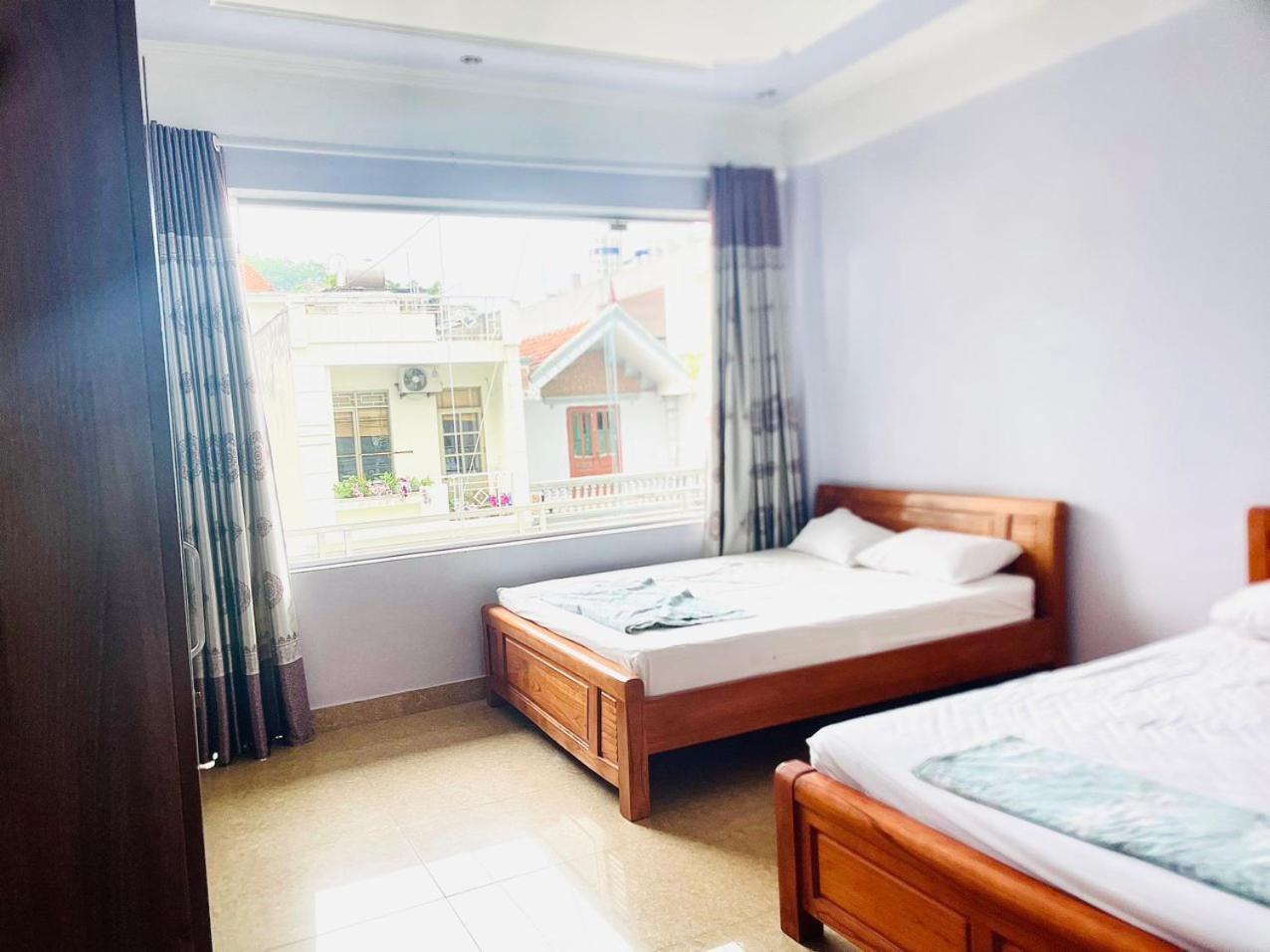Hotel Nha Nghi Ngoc Ha Ha Long Esterno foto